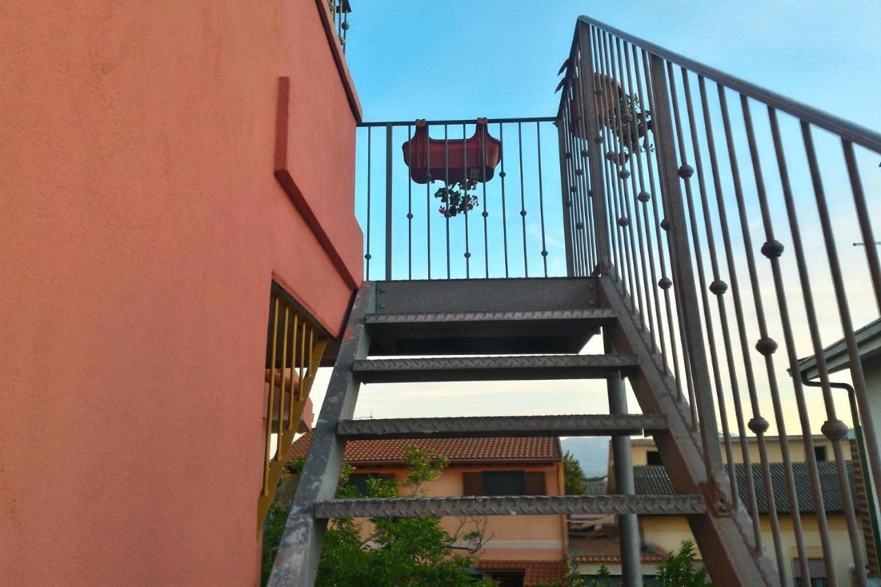 Corona Bed & Breakfast Сардара Экстерьер фото